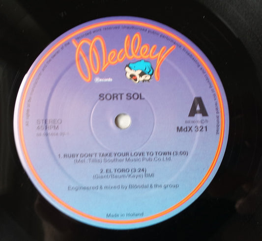 Sort Sol : Ruby Don't Take Your Love To Town (12", EP, RE)