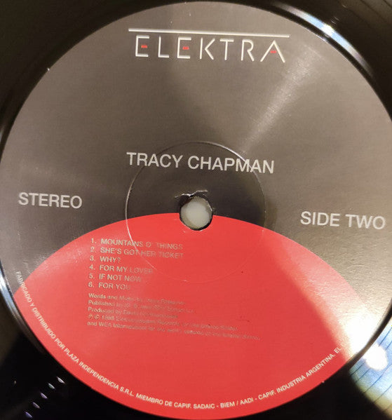 Tracy Chapman : Tracy Chapman (LP, Album, RE)