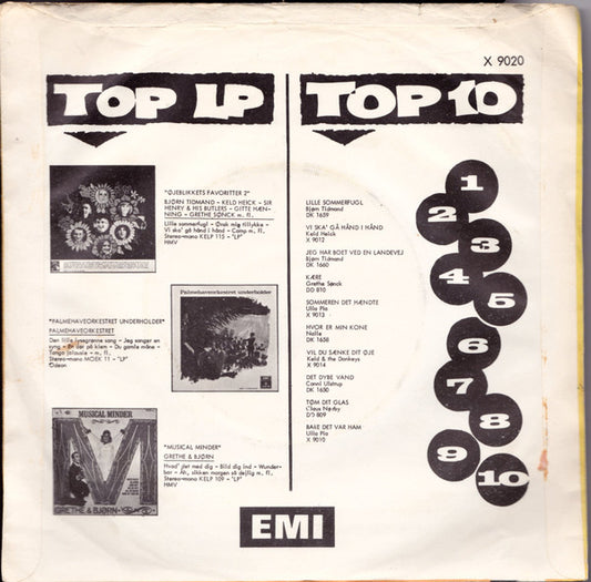 Ulla Pia : Flower Power Tøj / Karneval I Caracas (7", Single)