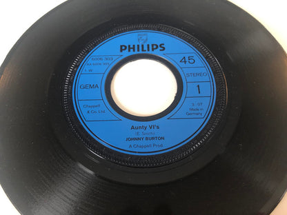 Johnny Burton : Aunty Vi's (7", Single)