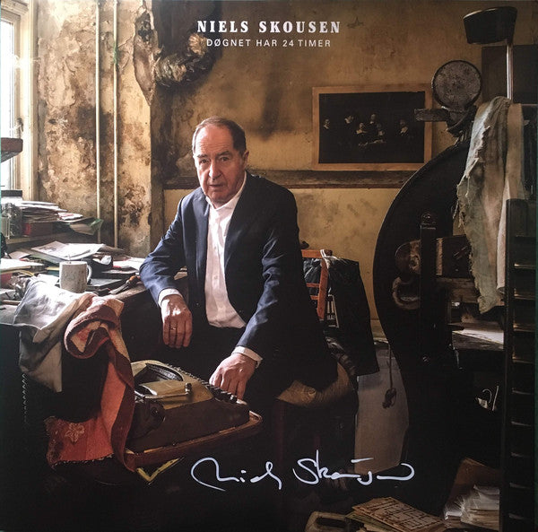 Niels Skousen : Døgnet Har 24 Timer (LP, Album)