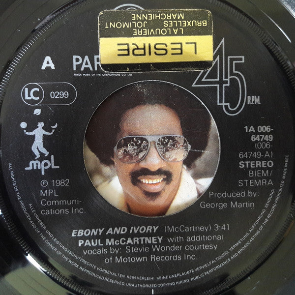 Paul McCartney : Ebony and Ivory (7", Single)