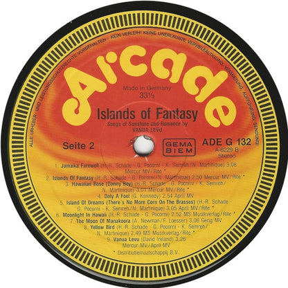 Vanua Levu : Islands Of Fantasy (Songs Of Sunshine And Romance By Vanua Levu) (LP, Comp)