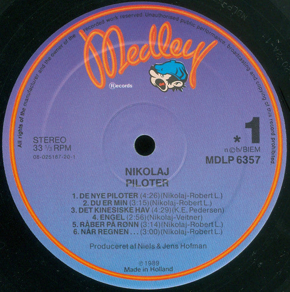 Nikolaj* : Piloter (LP, Album)