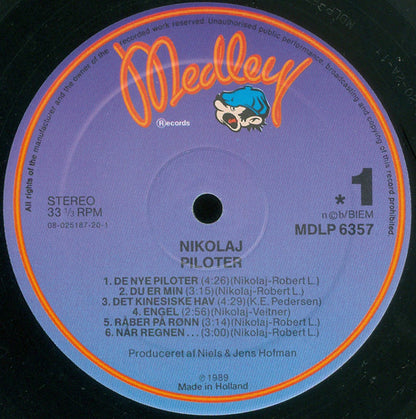 Nikolaj* : Piloter (LP, Album)