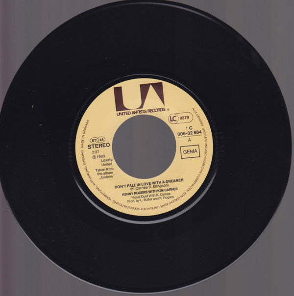 Kenny Rogers With Kim Carnes : Don't Fall In Love With A Dreamer (7")