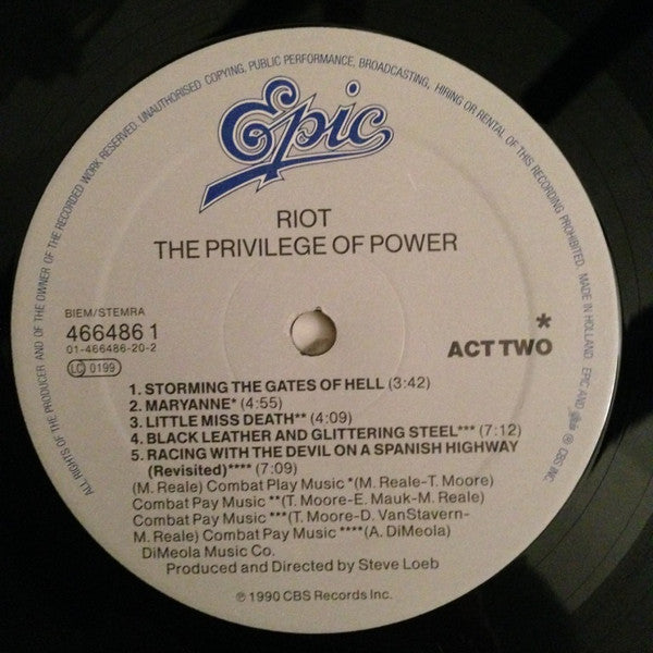 Riot (4) : The Privilege Of Power (LP, Album)