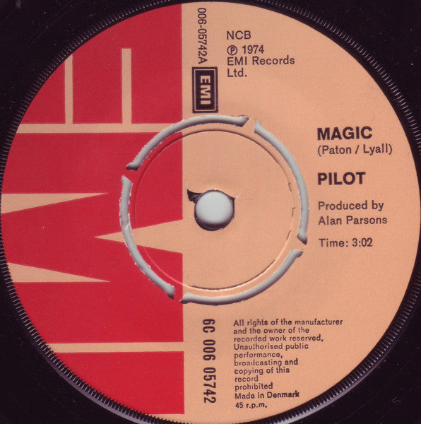 Pilot : Magic / Just Let Me Be (7", Single)