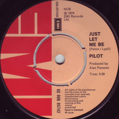 Pilot : Magic / Just Let Me Be (7", Single)