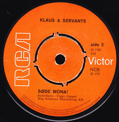 Klaus & Servants : (Jeg Er På Vej Til) Herstedvester (7", Single)
