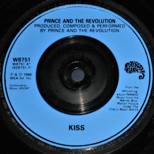 Prince And The Revolution : Kiss (7", Single, Blu)