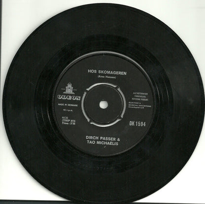 Dirch Passer & Tao Michaëlis : Hos Tandlægen (7", Single, Bla)