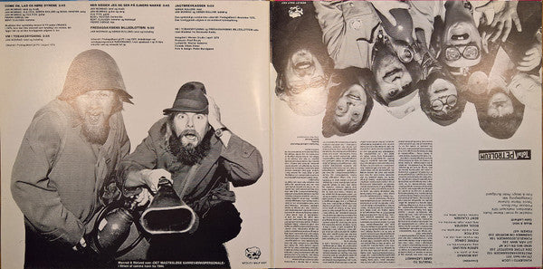 Totalpetroleum : A La Plage (LP, Album, Gat)
