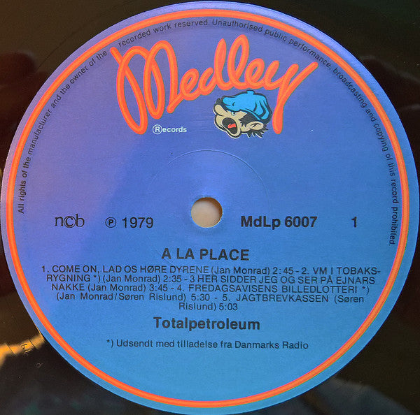 Totalpetroleum : A La Plage (LP, Album, Gat)