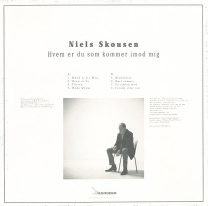 Niels Skousen : Hvem Er Du Som Kommer Imod Mig (LP, Album)