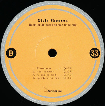 Niels Skousen : Hvem Er Du Som Kommer Imod Mig (LP, Album)